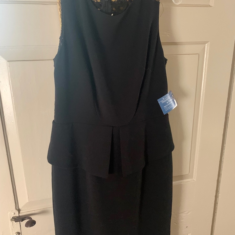 Tahari cocktail dress gold sheer back little black - Picture 4 of 4